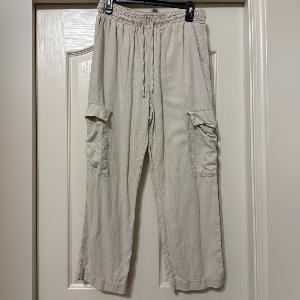 Time and Tru Women's Cream Cargo Pants